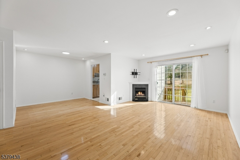 Montgomery Hills - Residential