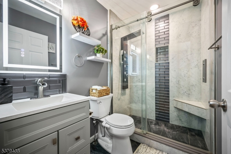 Montgomery Hills - Residential