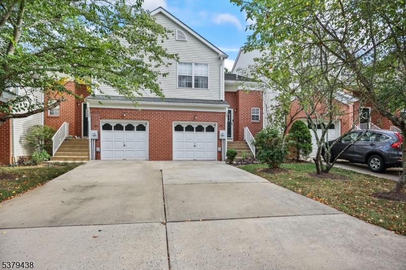 Montgomery Hills - Residential