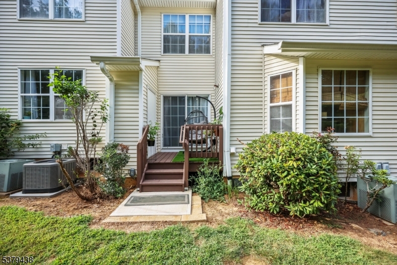 Montgomery Hills - Residential