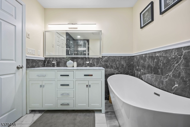 Montgomery Hills - Residential