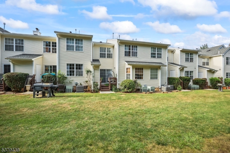 Montgomery Hills - Residential