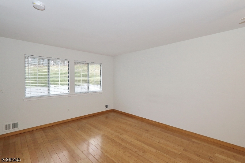 The Hills - Parkside - Residential Lease