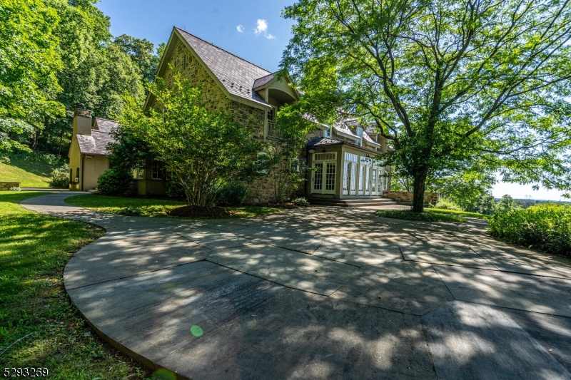 CUSHETUNK MOUNTAIN - Residential