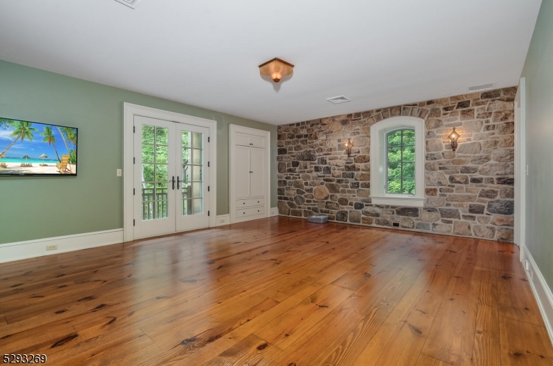 CUSHETUNK MOUNTAIN - Residential