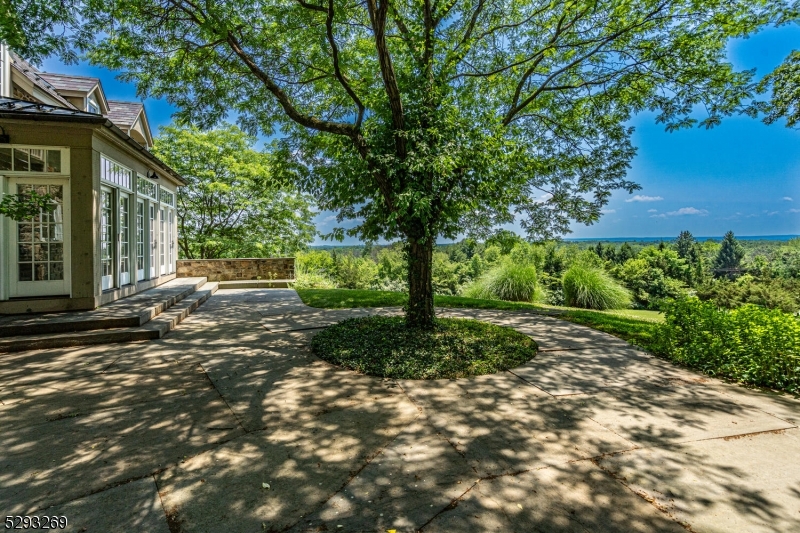 CUSHETUNK MOUNTAIN - Residential