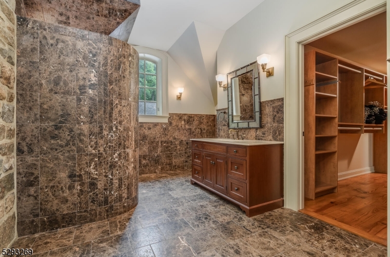 CUSHETUNK MOUNTAIN - Residential