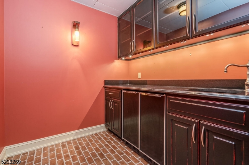 CUSHETUNK MOUNTAIN - Residential