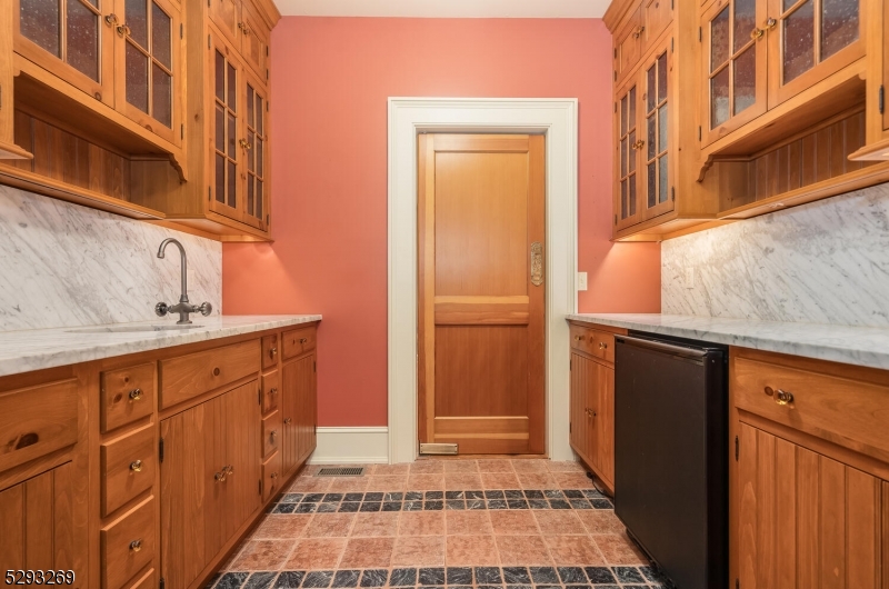 CUSHETUNK MOUNTAIN - Residential