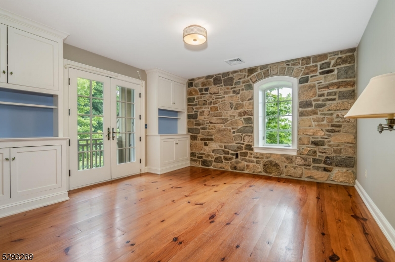 CUSHETUNK MOUNTAIN - Residential