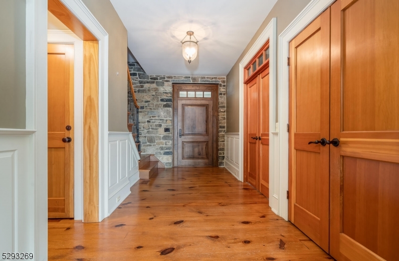 CUSHETUNK MOUNTAIN - Residential