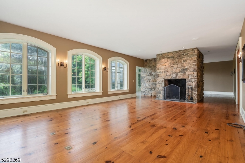 CUSHETUNK MOUNTAIN - Residential