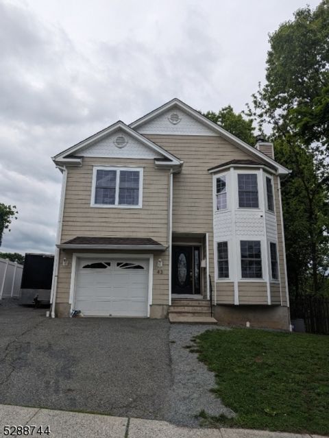 43 Berry St, Dover Town, NJ 07801 - #: 3902774