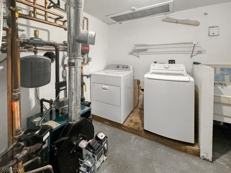 CEDAR RDG HOMES - Residential