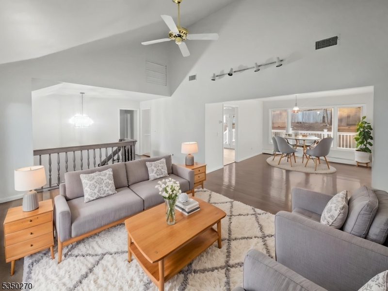 CEDAR RDG HOMES - Residential