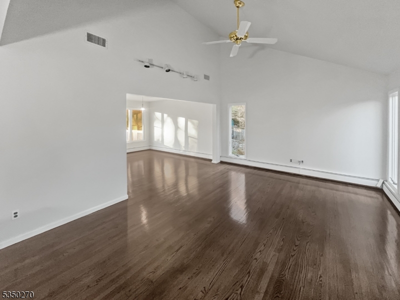 CEDAR RDG HOMES - Residential