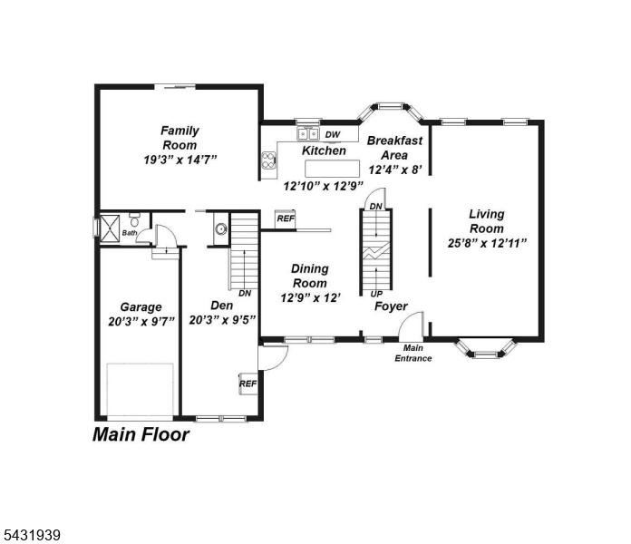 Main image without alt text