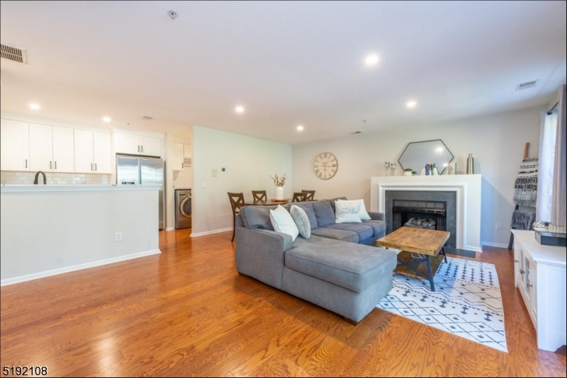 Morristown Court - Residential