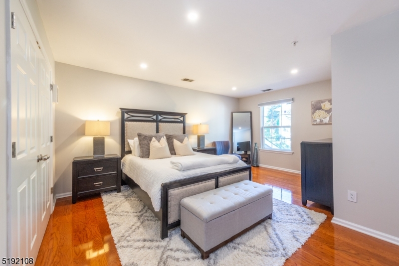 Morristown Court - Residential