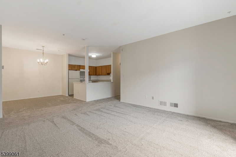 TRADITIONS - Residential