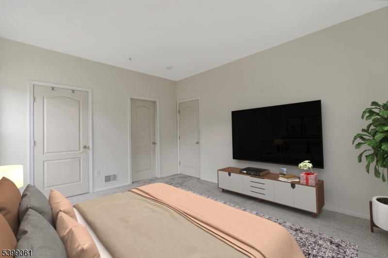 TRADITIONS - Residential