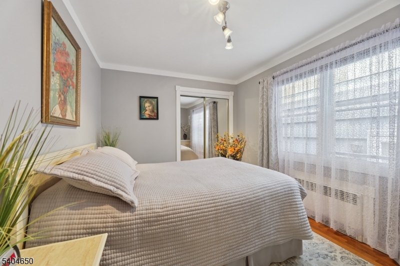 res - Residential Income