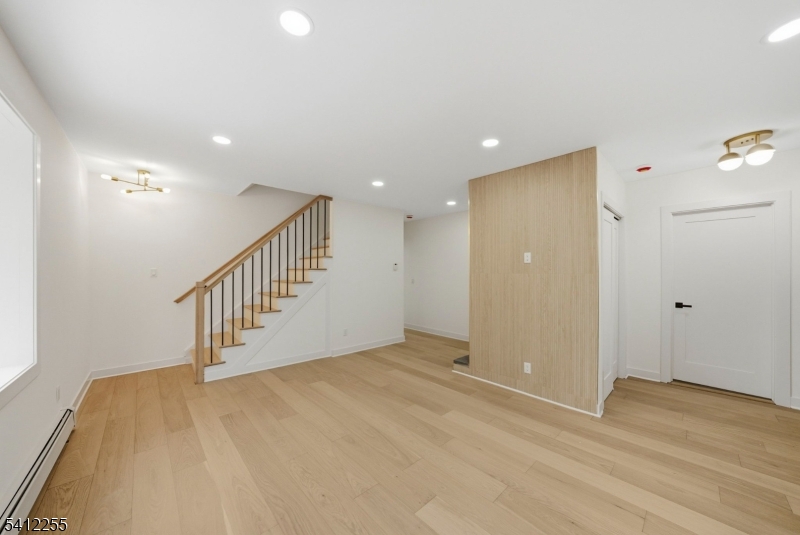 Home Gdns - Residential