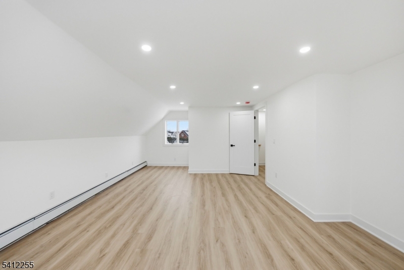 Home Gdns - Residential