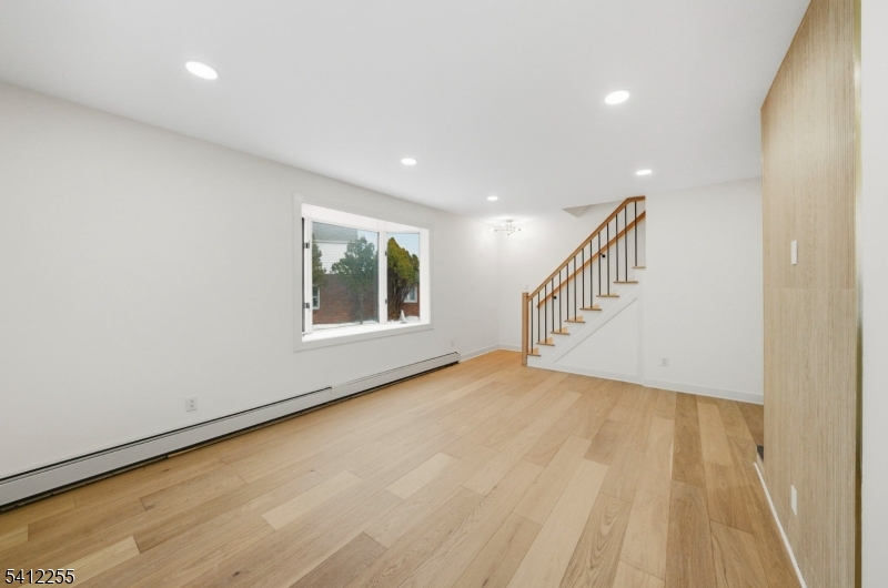 Home Gdns - Residential