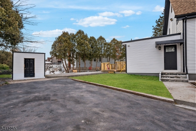 Home Gdns - Residential