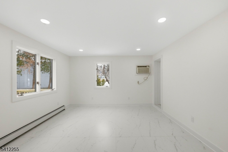 Home Gdns - Residential