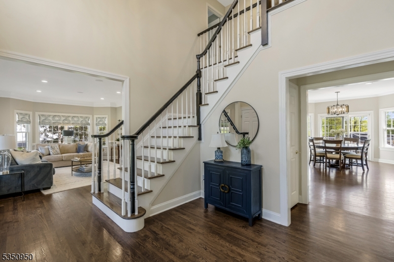 3 Dogwood Dr