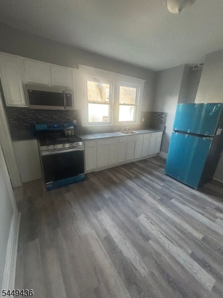 29 Irving St - Photo 3
