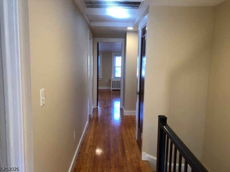 43 Kiel Ave 2