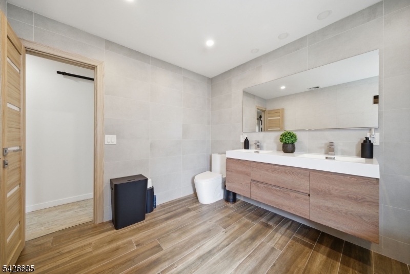 Indian Lake - Residential