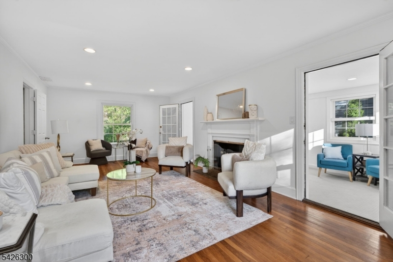 Knollwood - Residential