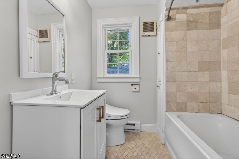 Knollwood - Residential