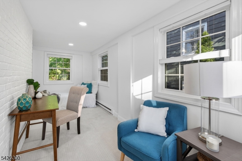 Knollwood - Residential