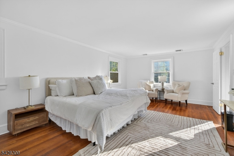 Knollwood - Residential