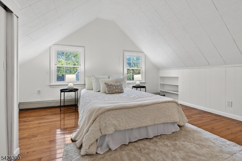 Knollwood - Residential