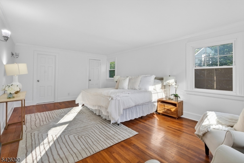 Knollwood - Residential