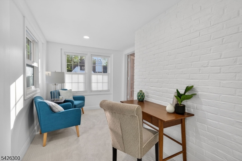 Knollwood - Residential