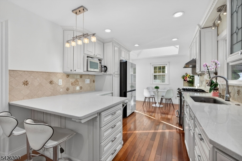 Knollwood - Residential