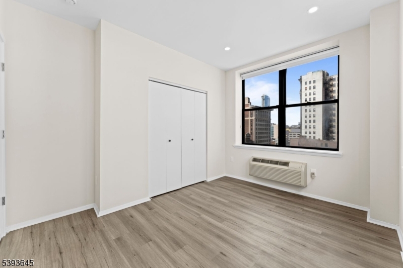 Downtown Newark - Residential