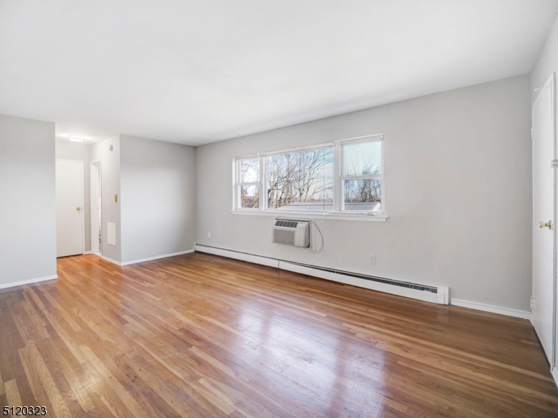 Mountain Club - Residential Lease