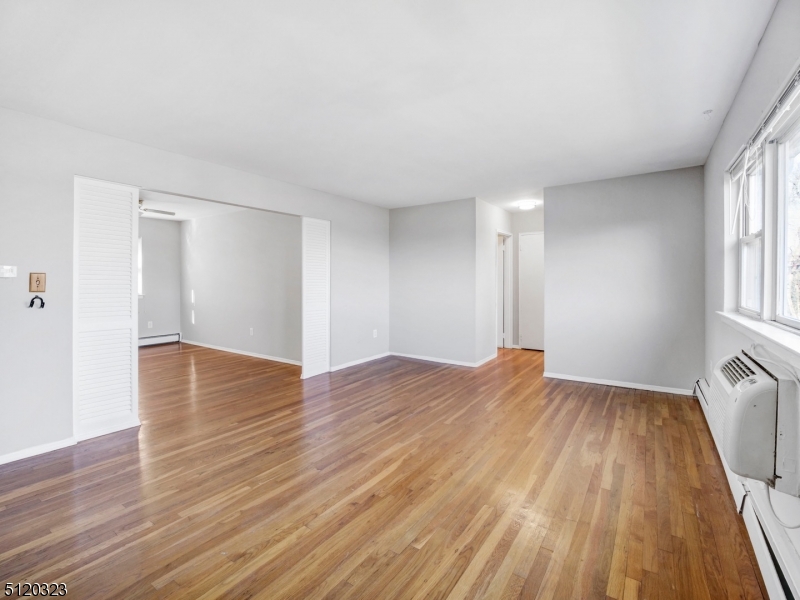 Mountain Club - Residential Lease