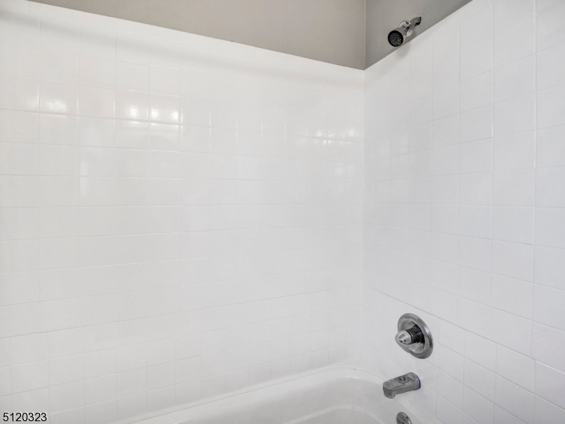 Mountain Club - Residential Lease