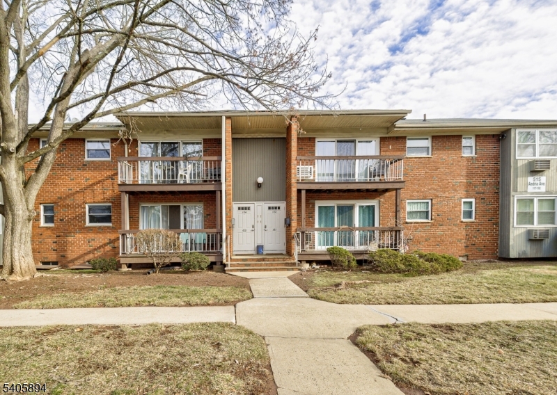 Alexandria At Hillsborough - Residential