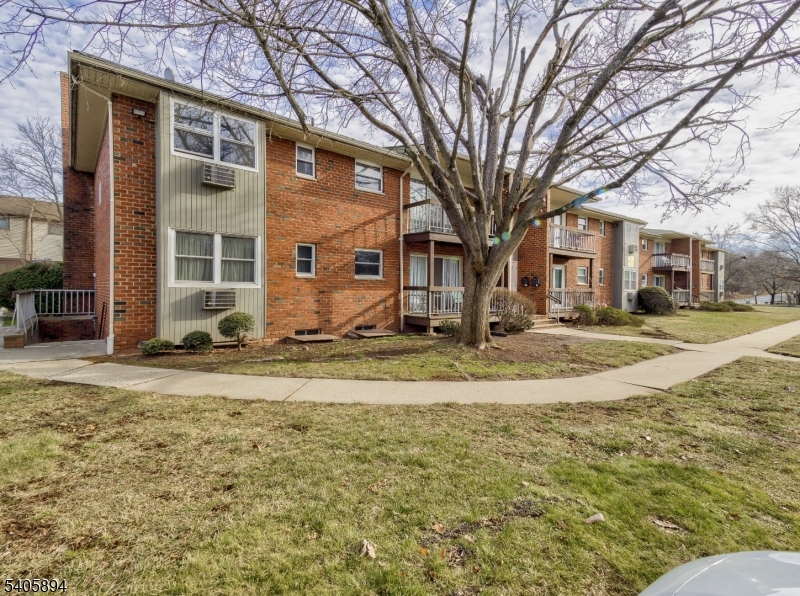 Alexandria At Hillsborough - Residential