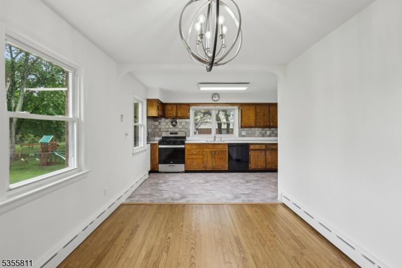 298 Cedar Grove Ln